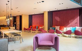 Arcelon Hotel